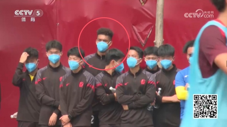 無緣U17國足名單，張洪福隨恒大足校觀摩國少隊訓(xùn)練