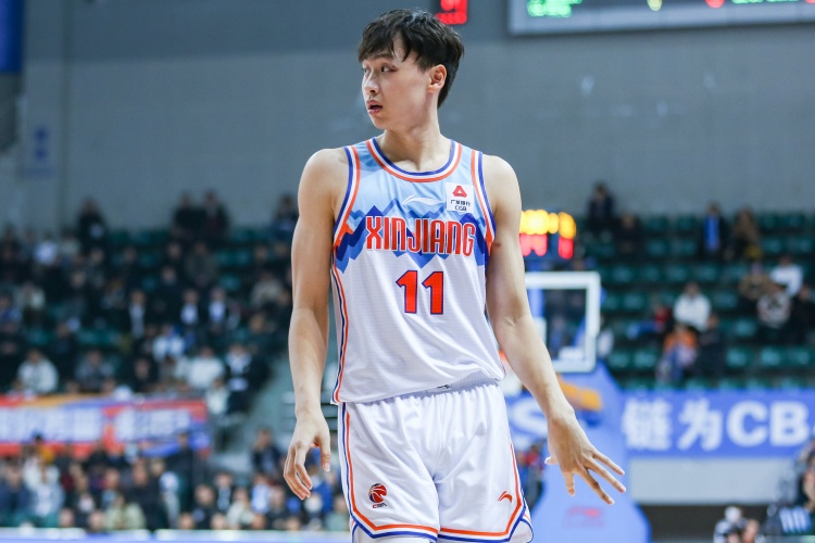 中規(guī)中矩！齊麟8中4拿到15分6籃板 有4失誤&正負(fù)值-10